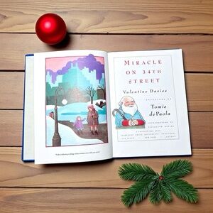 Miracle On 34th Street Hardcover Book 1984 Tomie DePaola Santa Claus Xmas
